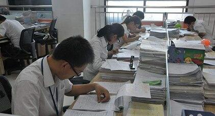 中文核心要经过三审才能决定录用吗