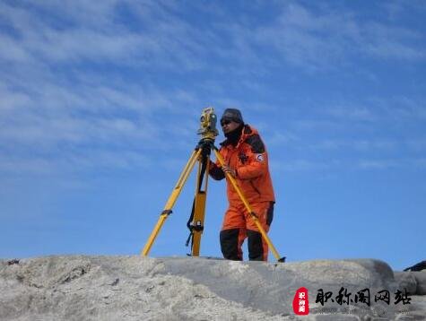 中级测绘工程师的评审条件是什么
