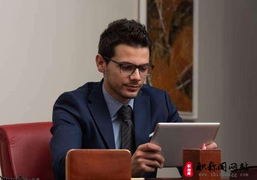 律师副高级职称评定的申报条件