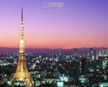 如何与论文编辑保持长期联系